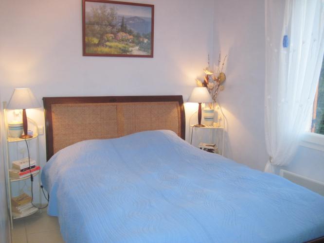 La chambre bleue avec vue sur le Mont Ventoux